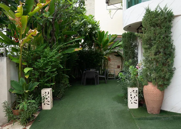 וילה Luxury 4 Kingsize Bedrooms - & Modern Sukhumvit בנגקוק